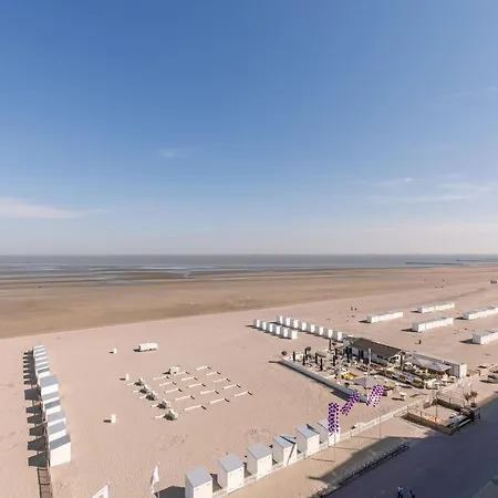 Spacious Duplex With Parking, Three Terraces And Magnificent Sea View! Apartmán Knokke-Heist