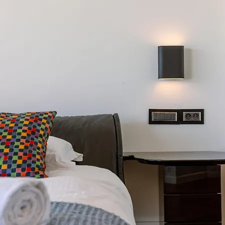 Apartmán Spacious Duplex With Parking, Three Terraces And Magnificent Sea View! *