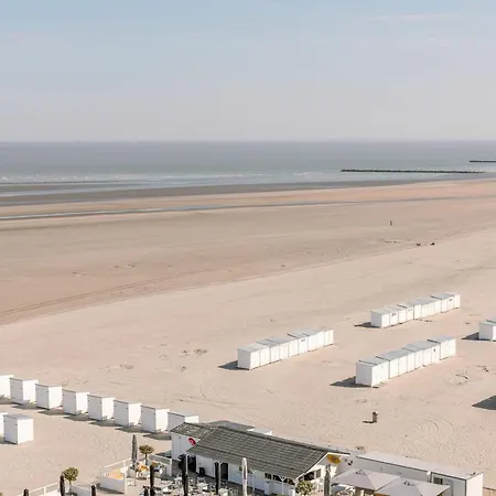 Spacious Duplex With Parking, Three Terraces And Magnificent Sea View! Knokke-Heist